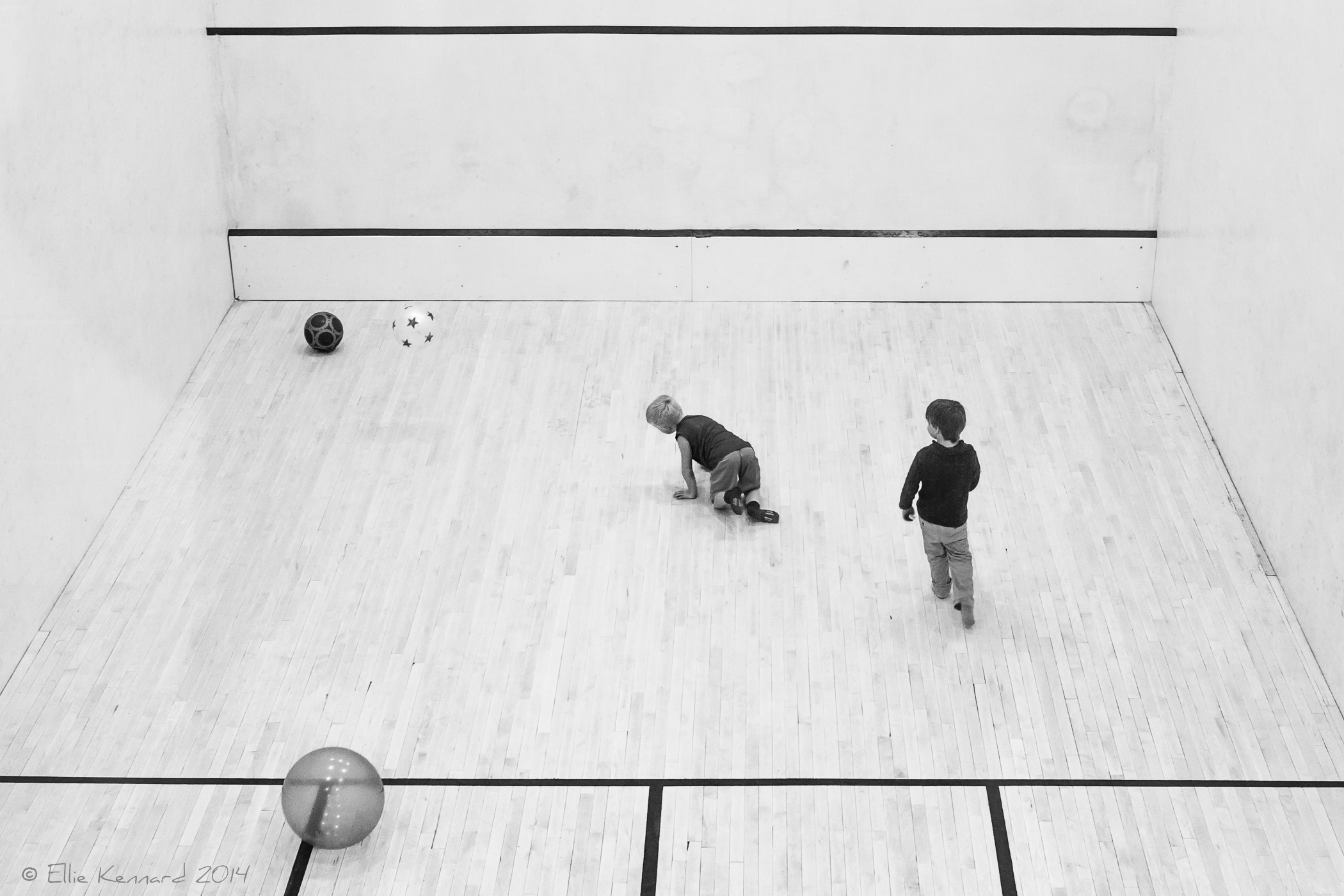 The squash game - Ellie Kennard 2014
